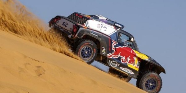 九游游戏中心-达喀尔SS3：阿提亚赛段两连胜 韩魏总成绩跃居第12