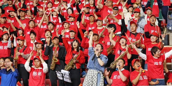九游游戏中心-齐鲁超赛烟台队5:0大胜东营队，主场首战告捷|招远市体育场|胶东在线|体育场|揭幕战|图集_新浪体育_新浪新闻